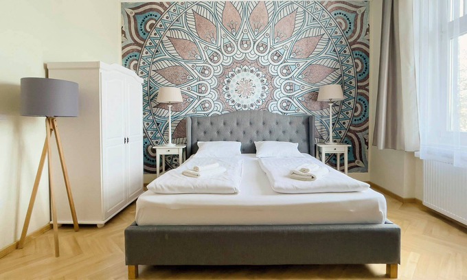 Balatonfured Apartment | Villa Fontana-Charming 2-bedroom apartment with AC & WiFi in Balatonfüred