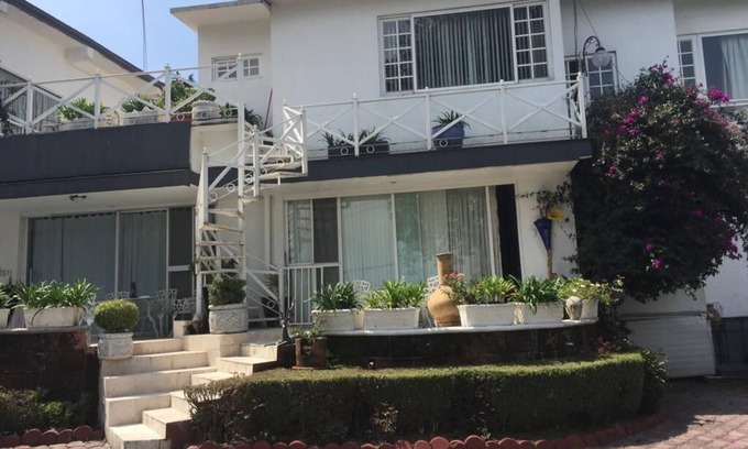 Lomas de Santa Fe Apartment | Villa Ganesh Department all services super cute, new, super located