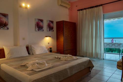 Paradhisos Apartment | Villa Gesthimani