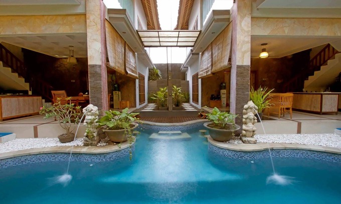 Central Seminyak Bed & Breakfast | Villa Go Bed and breakfast