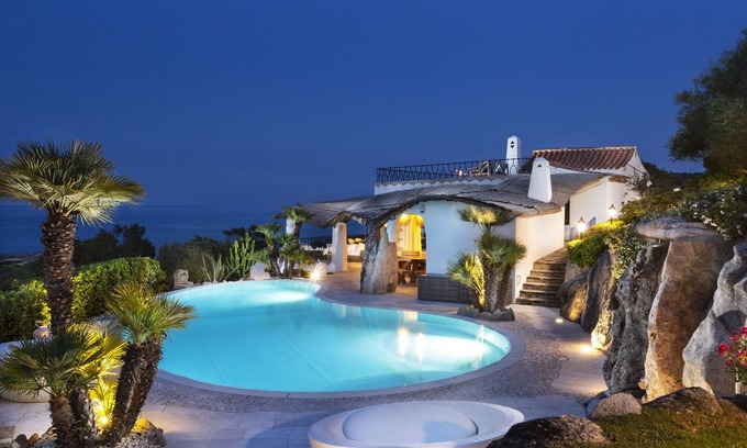 Luddui Villa | Villa Gouverneur by Miani Group