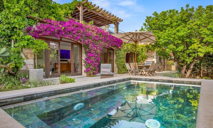 Biot Villa | Villa Hedberg - Indoor-Outdoor living at its best, modern 4bd villa