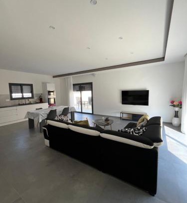 Les Tourrettes Villa | Villa house 120m2 4 chambre 4 lit double