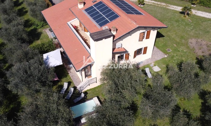 Bardolino House | Villa i Roccoli - olive trees with private pool