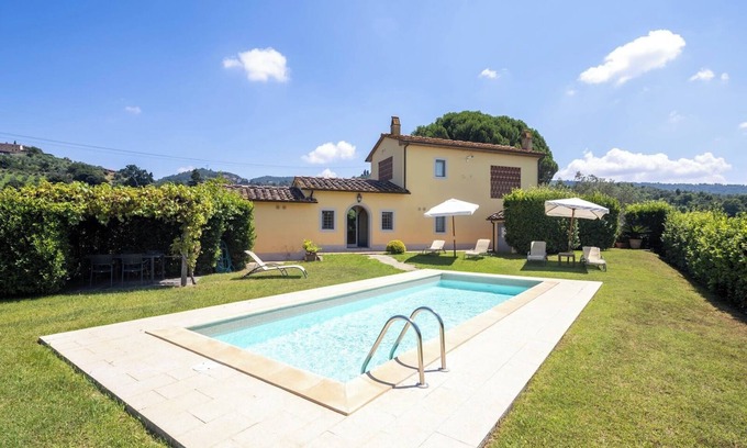 Lamporecchio Villa | Villa il Fienile in Lamporecchio , Toscana