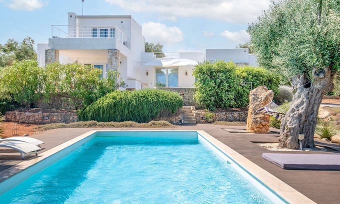 Carovigno Villa | Villa in Carovigno with 3 bedrooms sleeps 6