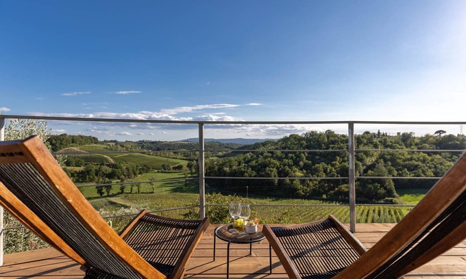 Montespertoli Villa | Villa in Chianti with private pool, walking to a restaurant Electric car charger