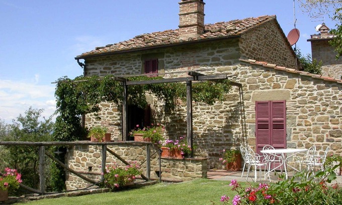 Cortona Villa | Villa in Cortona with 3 bedrooms sleeps 7