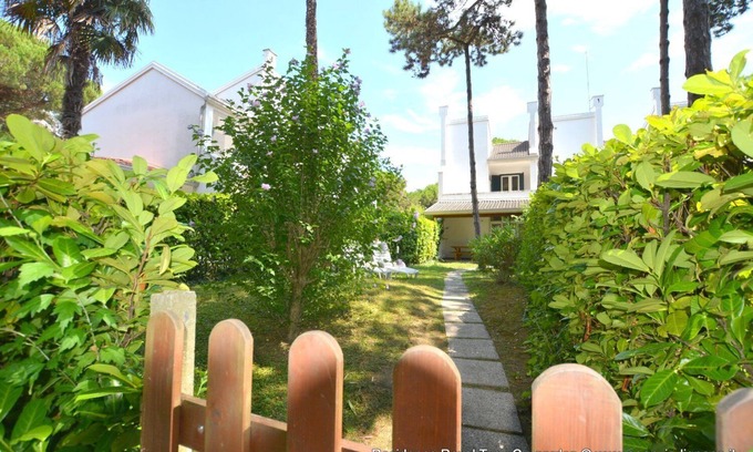 Lignano Pineta Villa | Villa in Lignano Pineta with 2 bedrooms and 2 bathrooms