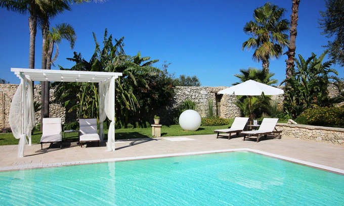 Martano Villa | Villa in Martano with 5 bedrooms sleeps 10