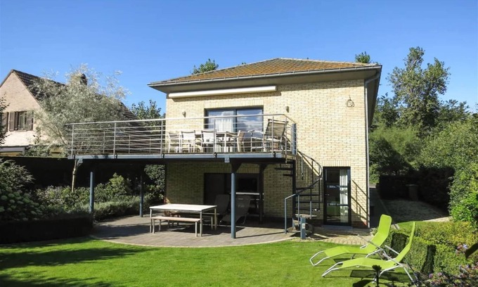 Witte Burg House | Villa in Oostduinkerke near Dunes