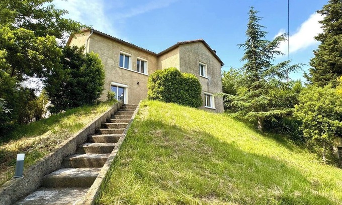 Castelnaudary Villa | Villa in the countryside with plenty of space. 2 minutes from Castelnaudary.