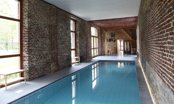 Wanze Villa | Villa in Wanze with Pool and Tennis Court