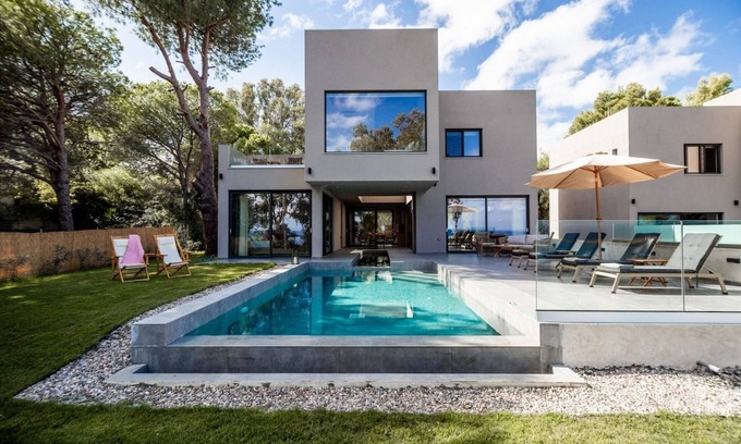 Vasilikos Villa | Villa in Zakynthos with Sea Views & Pool