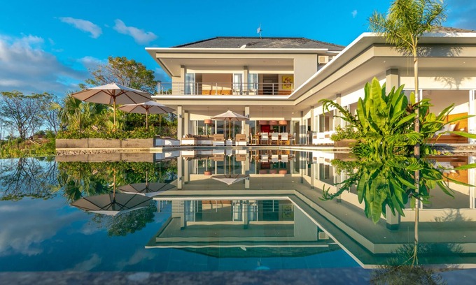 Kayu Putih Villa | Villa IzaJay, Modern & Splendid Sea View Villa