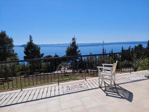 Paradhisos Villa | Villa Johell