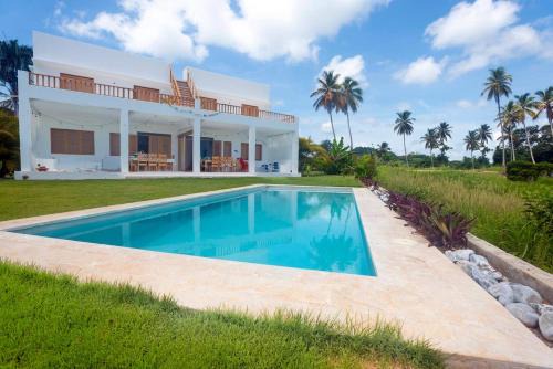 Las Galeras Villa | Villa Kalfu with AC