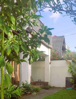 Saba Villa | Villa Kenken - 2 Bedrooms villa close to Keramas Surfing Beach