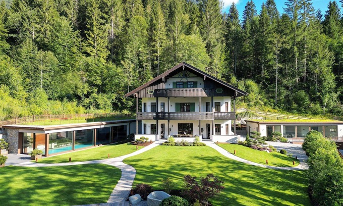 Garmisch-Partenkirchen Ski Chalet | Villa Kramer Garmisch-Partenkirchen