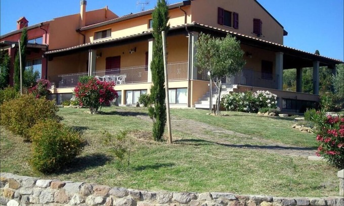 San Vincenzo Villa | Villa L'Oliveta with stunning views - San Vincenzo 1.3km from the Sea