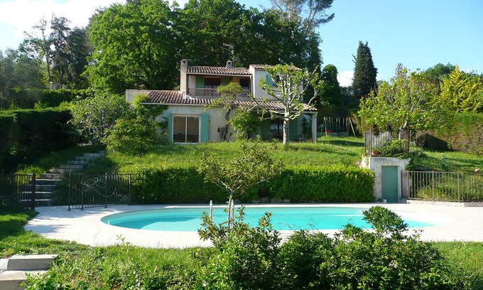 La Grand-Chile Villa | Villa La Galouette Opio, swimming pool, 9 people, 4 bedrooms, air conditioning, quiet location