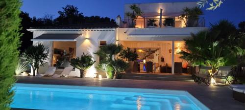 Salon-de-Provence Bed & Breakfast | VILLA LA VALENTINE 2 chambres