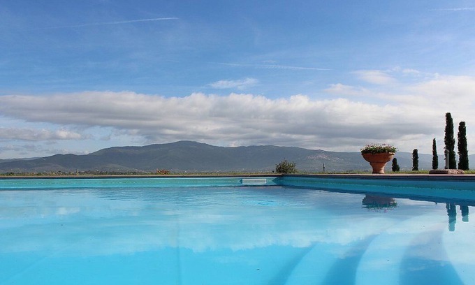 Fratticciola Villa | Villa Lamina Grande: A characteristic and welcoming villa in the characteristic style of the Tuscan countryside, with Free WI-FI.