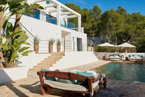 Sant Josep de sa Talaia Villa | Villa Larosa with seaview in Es Cubells Ibiza