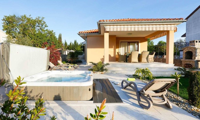 Krk Villa | Villa Lavender's Breeze with heated pool, Jacuzzi & bicycles
