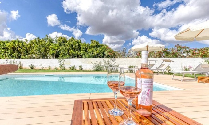 Taurisano Villa | Villa le Tarantine, relax surrounded by nature and just steps from the sea