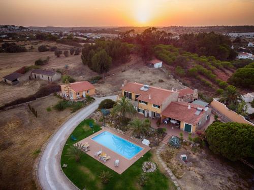 Alfarrobeira Apartment | Villa Lucy