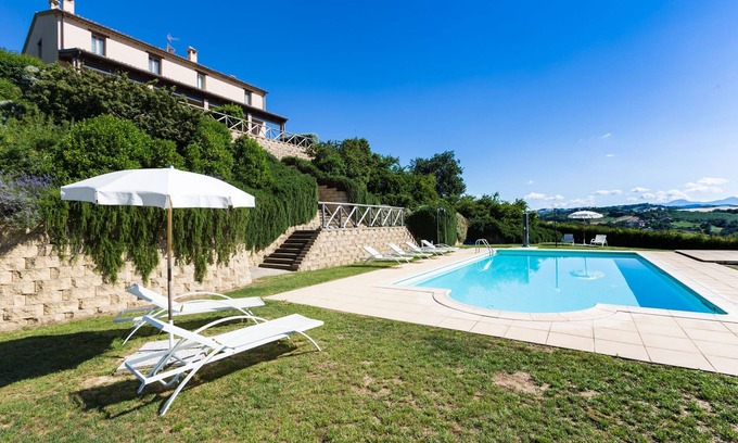 Rupoli Apartment | Villa Luisa, 4 apartments with pool in Orciano, 20 minutes from the Adriatic Coast - apartment Furbo
