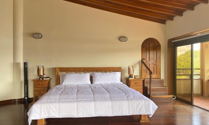 El Penol Ski Chalet | Villa luisa