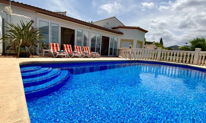 Monte Pego Villa | Villa Lujoso con Piscina Privada en Monte Pego