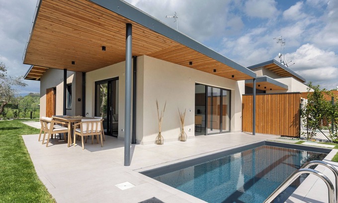 Montioni Villa | Villa 'Luma with Private Pool' with Mountain View, Wi-Fi and Air Conditioning