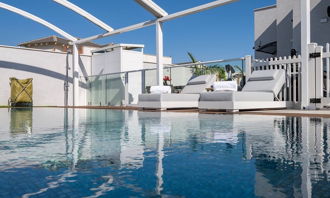 Yavne'el House | Villa Luxueuse Avec Piscine Pour Personnes Respectant le Chabbat et la Cacherout