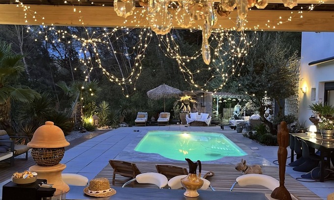 Auriol House | Villa Luxueuse Grand Conf 190 m2 , Piscine 8x5 Entre Foret et Mer ,animaux Accep