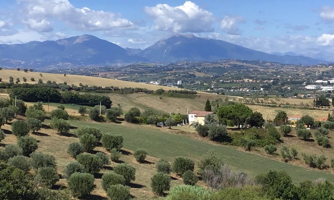 Cologna Spiaggia House | Villa Maise sleeps 8 in 4 Bedrooms, 3 Bathrooms, Stunning Views, 3km from Beach