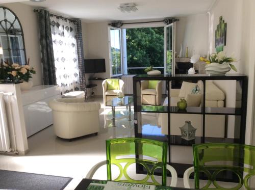 Tulle Villa | VILLA MAISON BLANCHE TULLE 1 à 4 personnes
