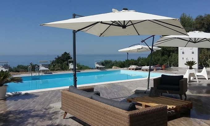 Sciacca Villa | VILLA MALOUGA WITH SWIMMING POOL 100M FROM THE BEACH