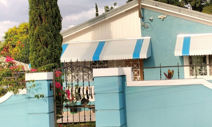 Montego Bay House | Villa MarCliv- Mid Term Rental in Montego Bay AC, hot water, internet/cable