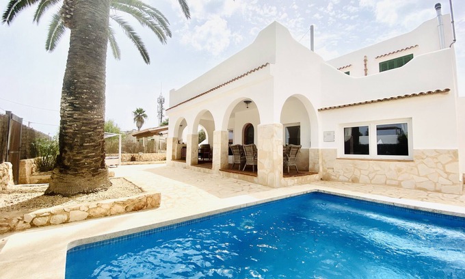 Cala Llombards House | "Villa Maria" for 6 people with pool & walking distance to the beach
