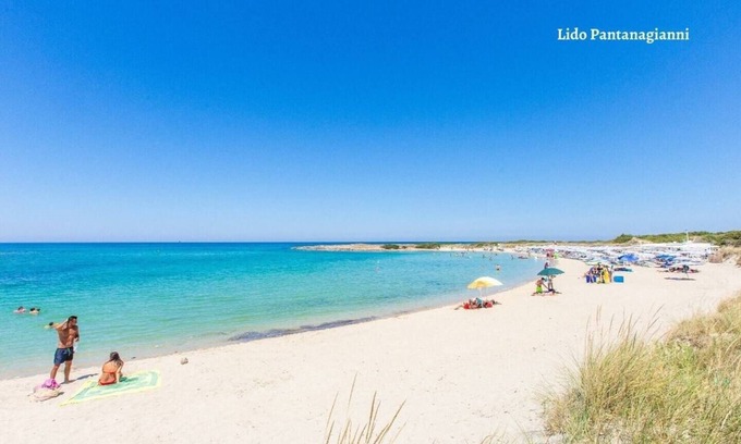 Specchiolla Villa | Villa Marzio 900m from the sea + private parking space