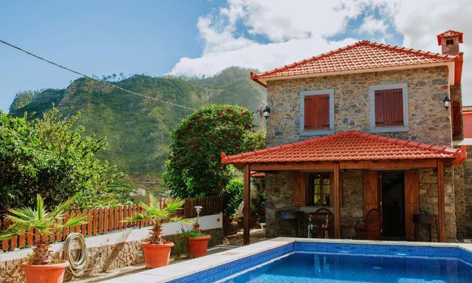 Faial House | Villa Matta