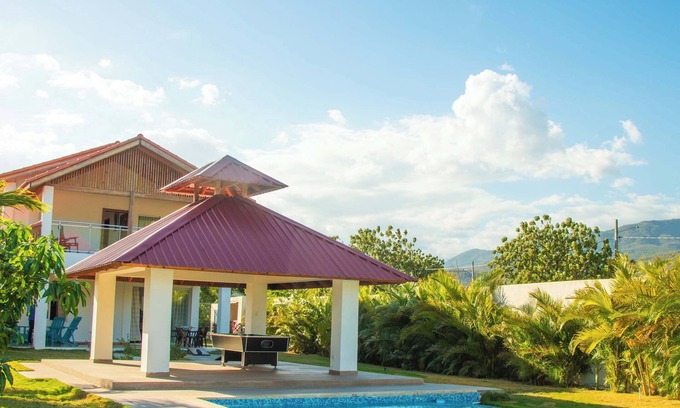Las Charcas Villa | Villa Mercedes · Pool + Mountain Views | Ocoa Bay