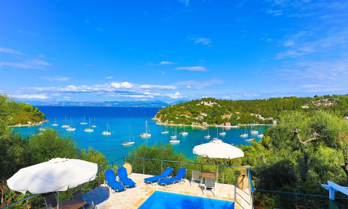 Lakka Villa | Villa Meropi : A Paxos Villa with Sea Views,Private Pool,A/C