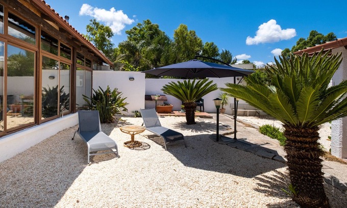 Cocumola Villa | Villa 'Minerva' with Private Terrace, Private Garden and Air Conditioning