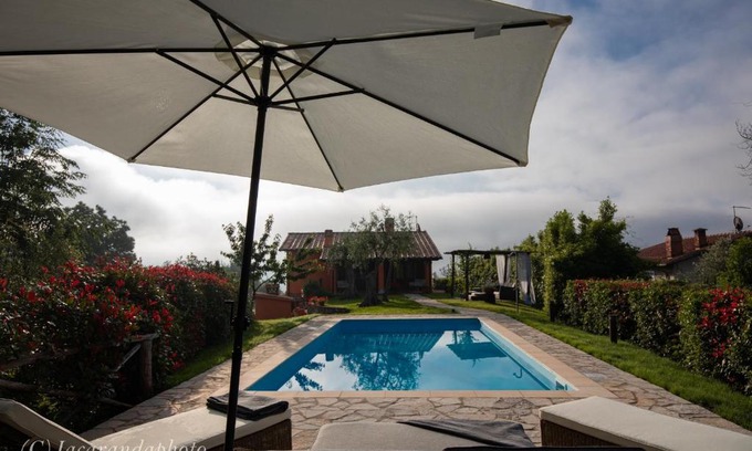 Santa Lucia Villa | Villa Miramare Camaiore with pool