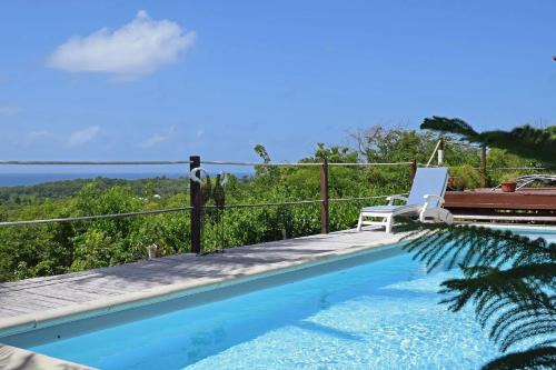 Sainte-Anne Villa | Villa moderne avec piscine à Sainte-Anne 154 m² vue mer