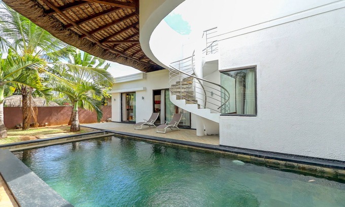 Camp Bestel Villa | Villa Mon Île la Flamboyante Tranquil Villa with Private Pool
